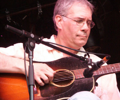 Russ Barenberg (C) John Cutliffe 2004